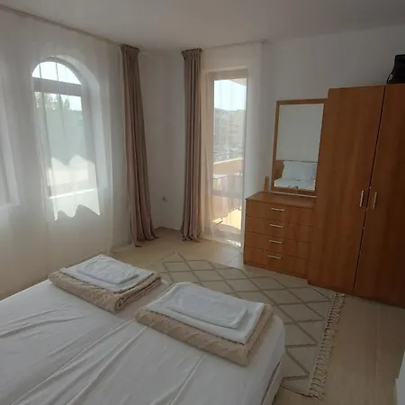 Apartman Kasandra D10 *